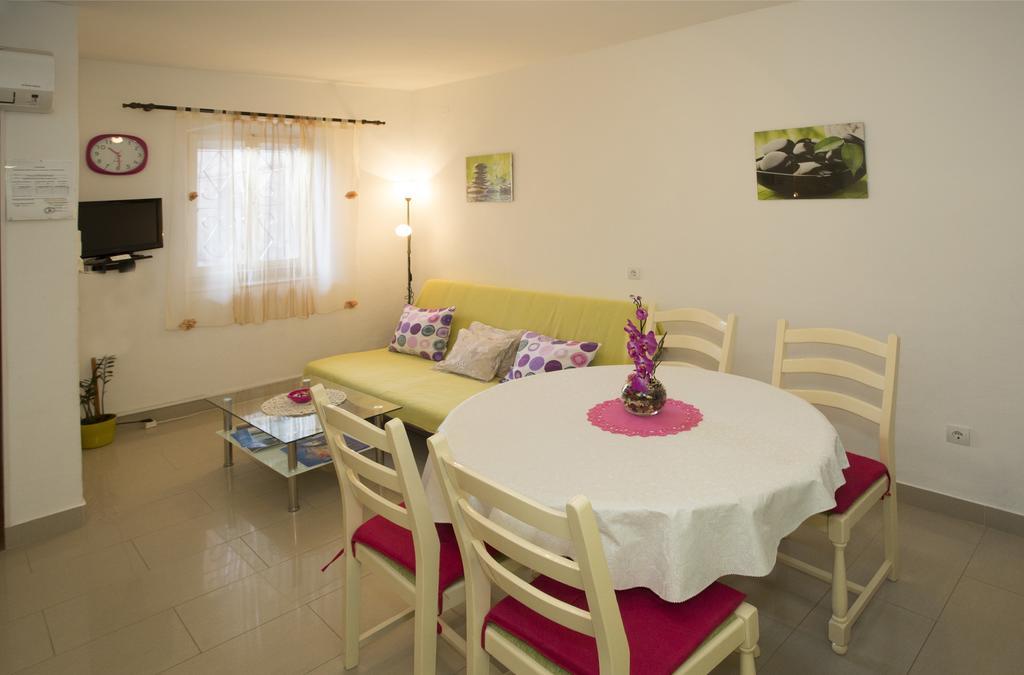 Apartment Pera Split Bagian luar foto